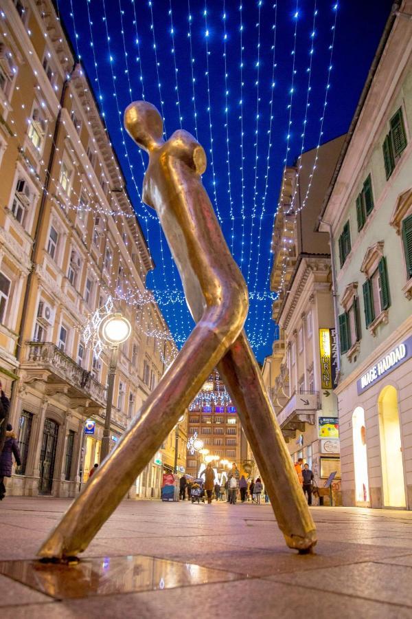 El Caminante Apartment Rijeka Bagian luar foto