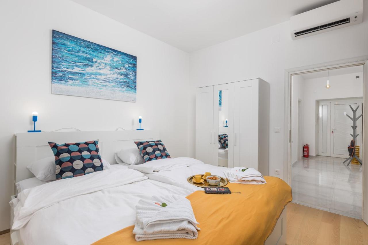 El Caminante Apartment Rijeka Bagian luar foto