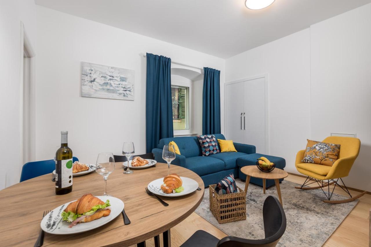El Caminante Apartment Rijeka Bagian luar foto