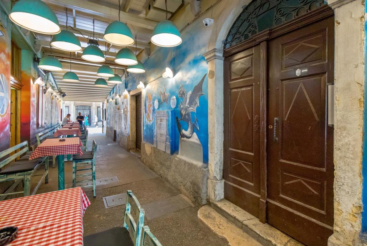 El Caminante Apartment Rijeka Bagian luar foto