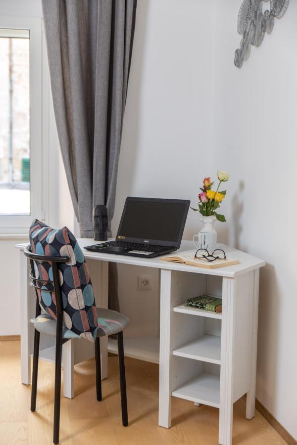 El Caminante Apartment Rijeka Bagian luar foto